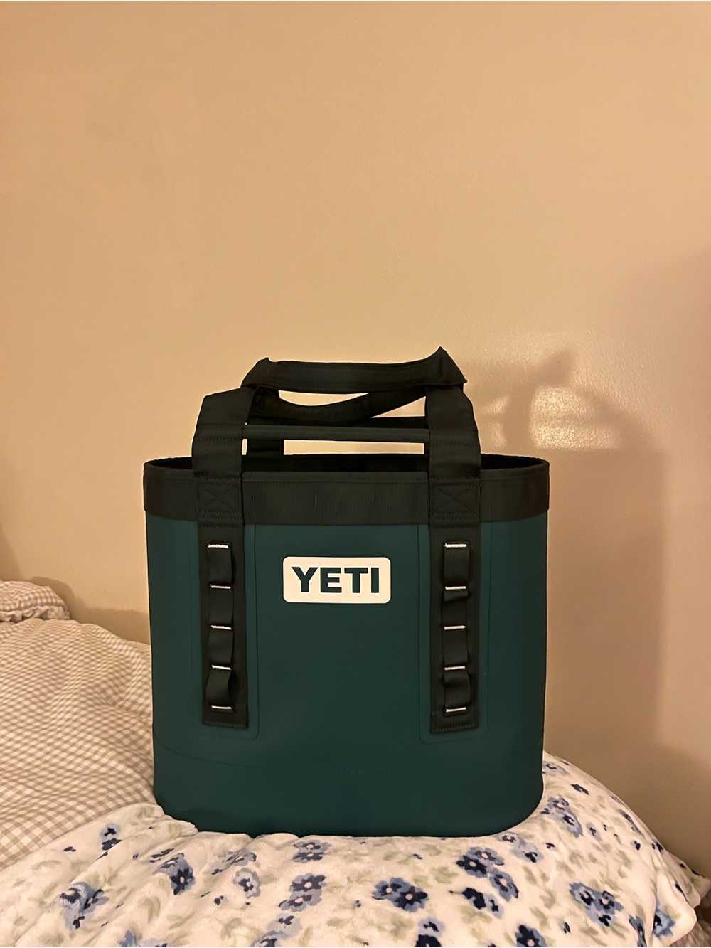 YETI Camino 35 in Forest Green